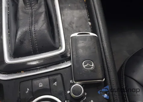 2021 Mazda Cx-5 Touring z USA, uszkodzony, nr VIN JM3KFBCM8M0364097